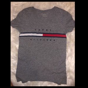 Tommy Hilfiger grey shirt